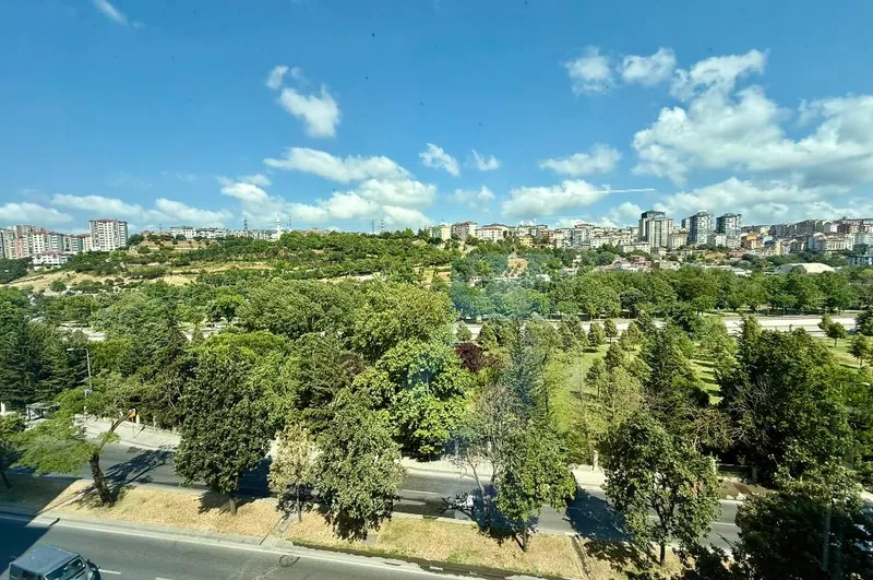 Kağıthane Kiralık Ofis Polat Ofis'te 430m2 Şık Dekorasyonlu ofis