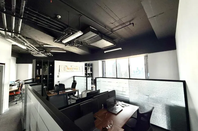 Skyland 227m2 Dekorasyonlu Satılık Ofis