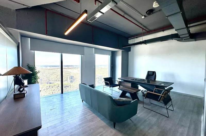 Skyland Satılık Ofis 225m² Boş Taşınmaya Hazır Teraslı