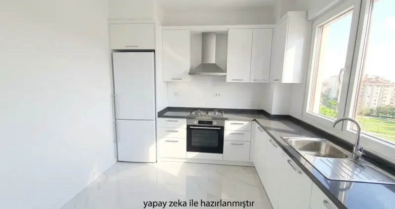 KOZYATAĞI METRO DURAĞINA 500M. BAYAR CADDESİNE 2. BİNA