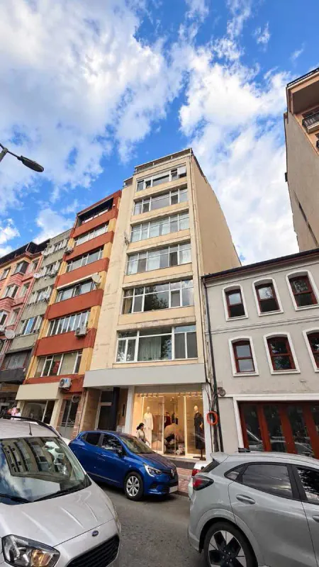 ŞİŞLİ ABİDE-İ HÜRRİYET CADDESİNDE TABELA DEĞERİ YÜKSEK DÜKKAN