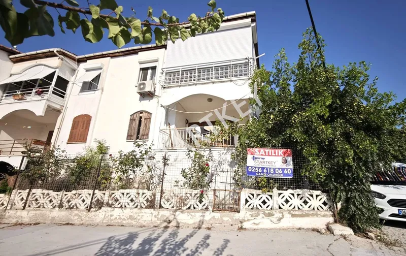Kuşadası Kadınlar Denizi Güneş Evlerde Satılık 2+1 Daire
