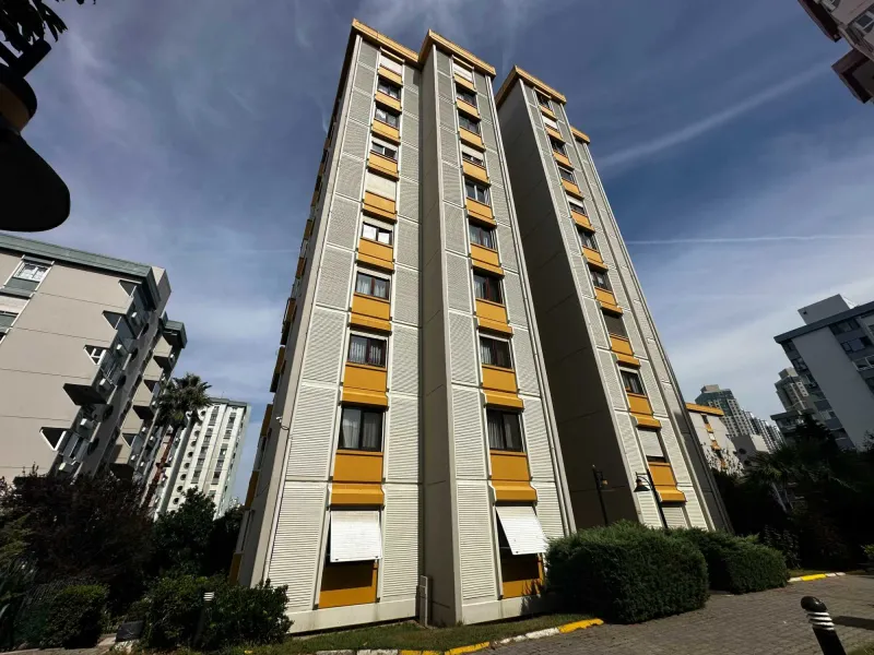 ATAŞEHIR ATATÜRK MAH. MANOLYA 2 SITESI’NDE 3+1 EBEVEYN BANYOLU, ÇIFT BALKONLU