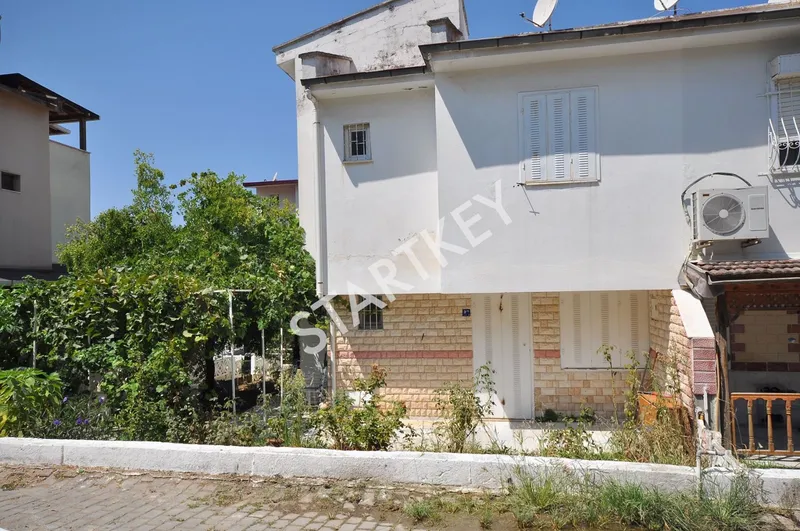 Kuşadası Soğucak Çam Ormanları İçinde Yüzme Havuzlu Sitede Yazlık