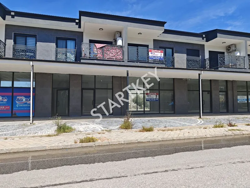 Kuşadası Kuştur Karşısında Denize Yakın Otoparklı Satılık Dükkan
