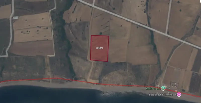 ÇANAKKALE GÖKÇEADA DEREKÖY'DE DENİZ MANZARALI SATILIK TARLA