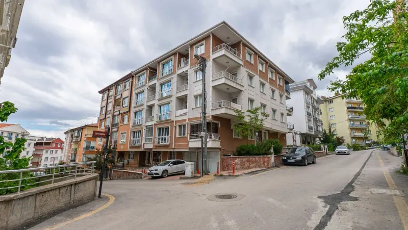 ETIMESGUT İSTASYON MAH. 3+1 ARA KAT 2 BANYOLU BOŞ SATILIK DAIRE