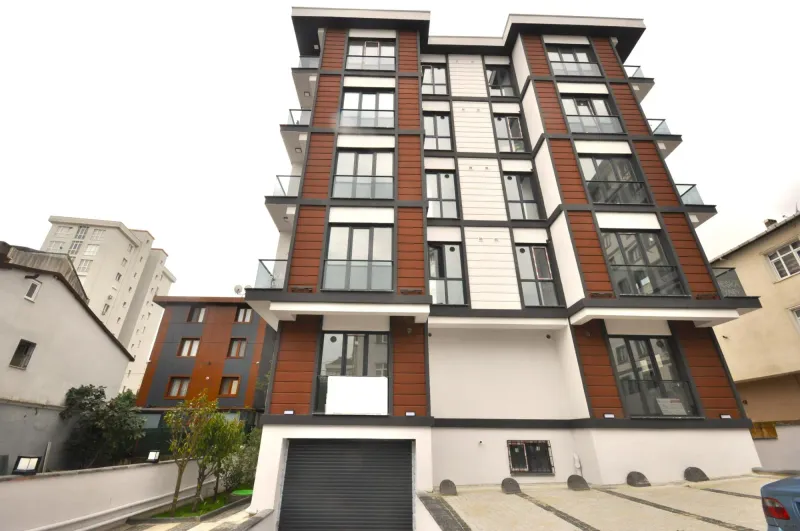 ÜMRANİYE NECİP FAZILDA METROYA YAKIN OTOPARKLI SIFIR 1+1