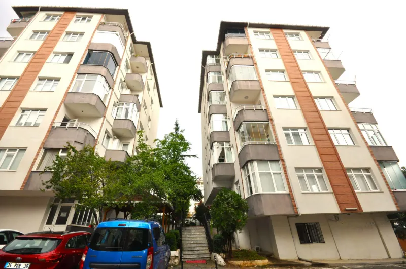 ÜMRANİYE ATAKENT ESER 89 SİTESİ METROYA YAKIN FULL EŞYALI 2+1