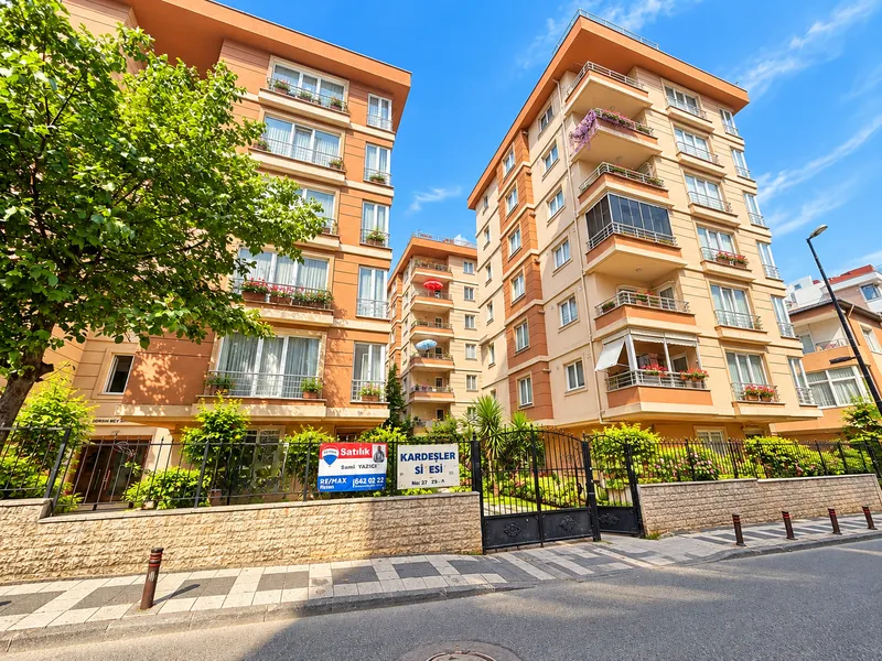 Ümraniye Satılık 2+1 Konut 80m² 2