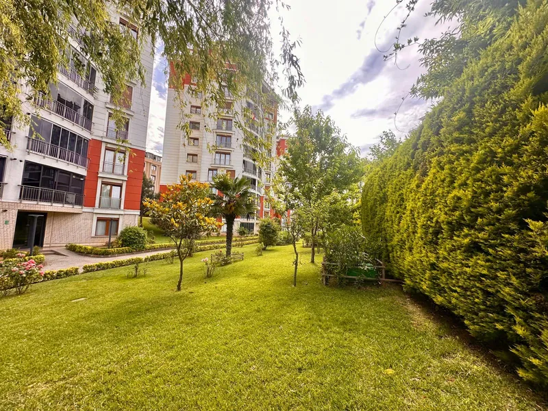 Ümraniye Kasrılena Sitesinde Satılık 3+1 Daire 3
