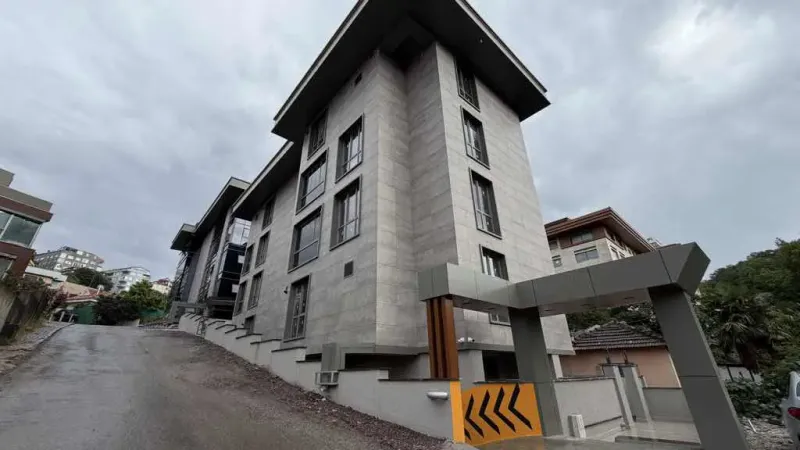 BURHANİYENİN MERKEZİNDE, YATIRIM DEĞERİ YÜKSEK SATILIK 2+1