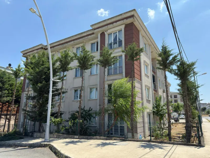 BÜYÜKÇEKMECE MURAT ÇEŞME MAH EBEVEYN BANYOLU 3+2 SATILIK DUBLEKS DAIRE
