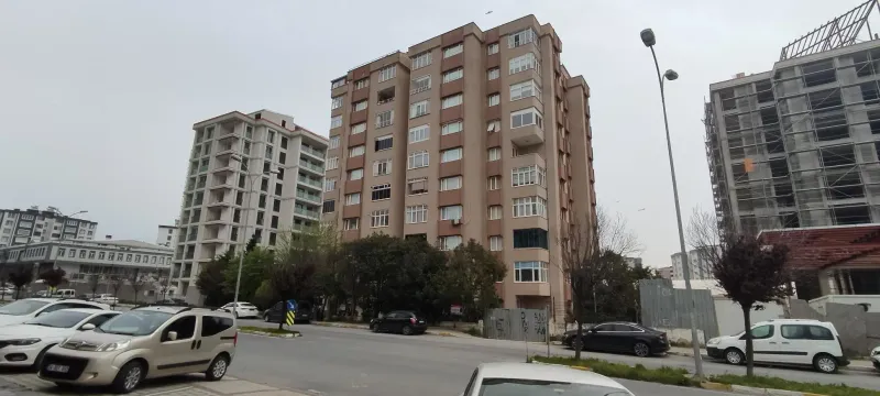 BEYLİKDÜZÜ-YAKUPLU HER KATI BAĞIMSIZ 400M² SATILIK DUBLEX DAİRE