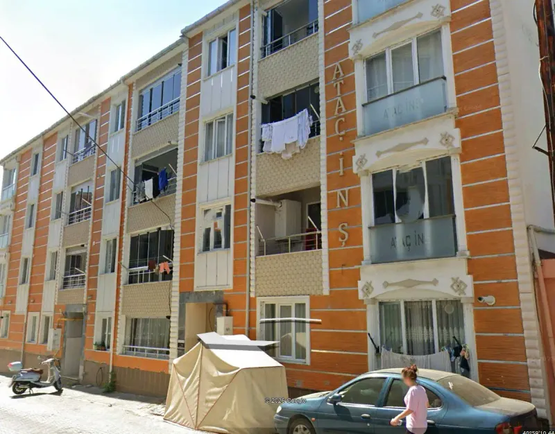 TEKİRDAĞ SÜLEYMANPAŞA ÇİFTLİKÖNÜ ASANSÖRLÜ İSKANLI SATILIK 2+1 BAKIMLI DAIRE