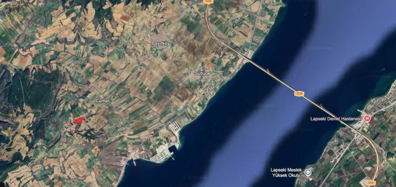 REMAX KAYA' DAN ÇANAKKALE GELİBOLU' DA BOĞAZ MANZARALI YATIRIMLIK ARAZI