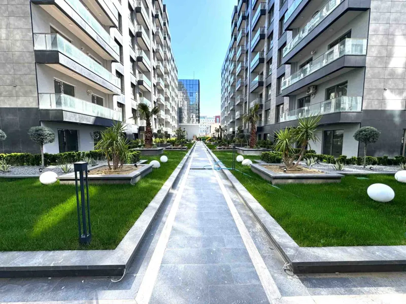 KİRALIK EMPIRE BEYLİKDUZÜ 1+1 PEYZAJ CEPHELİ ÖNÜ AÇIK FERAHDAİRE