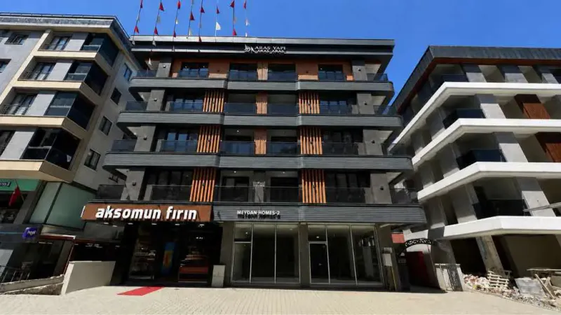 REMAX KAYADAN AVCILAR MERKEZDE 3+1 DAİRE