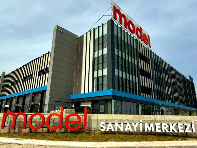 MODEL SANAYİ SİTESİ KAPAKLI 450 M2 SATILIK İMALATHANE-REMAX KAYA