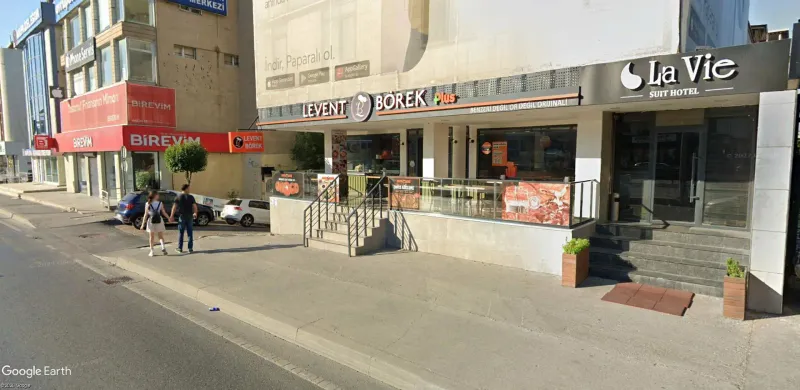 AVCILAR E-5 ÜZERİ 6 YILLIK OTURMUŞ BULUT MUTFAK + 4 MARKA YÜKSEK CİRO POTANSİYELLİ DEVREN IŞLETME