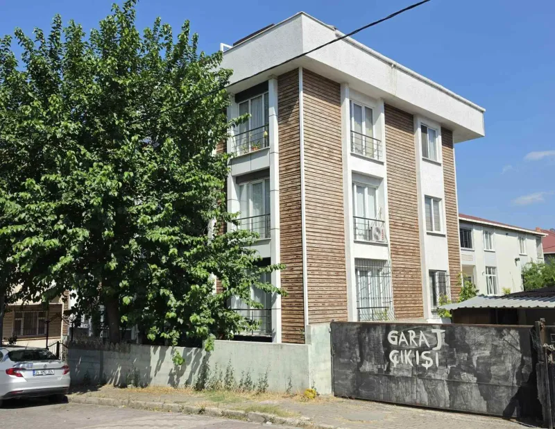 AVCILAR FİRUZKÖY'DE YENİ BİNADA KİRALIK 2+1 DAİRE