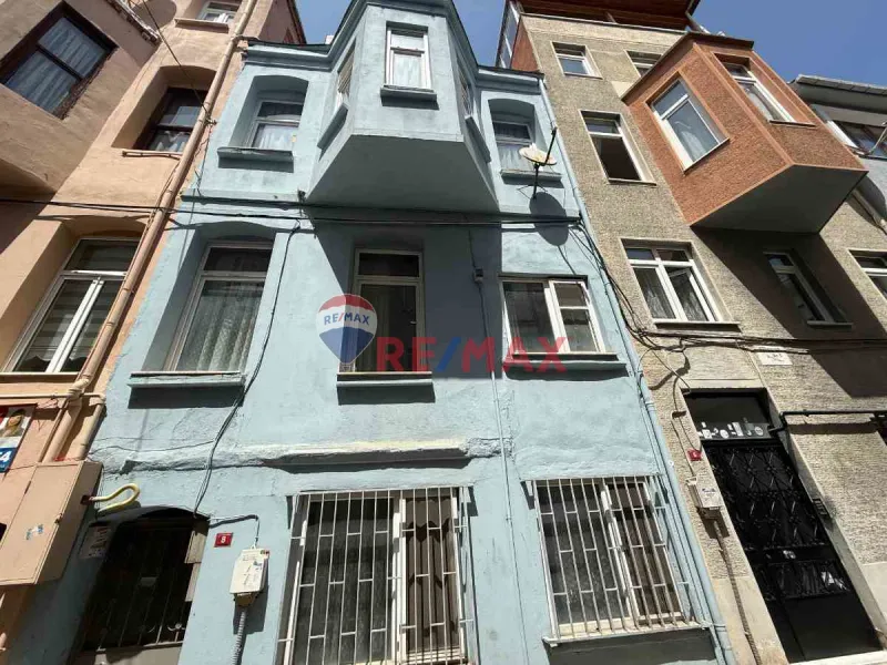 ÜSKÜDAR SELAMİ ALİ'DE SATILIK TARİHİ BİNA