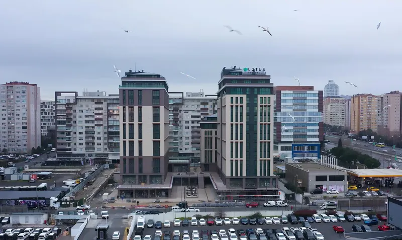 BEYLİKDÜZÜ BARIŞ MAH. 7. KAT DOĞU CEPHE 67 M² SATILIK OFİS | KREDİ & TAKAS UYGUN