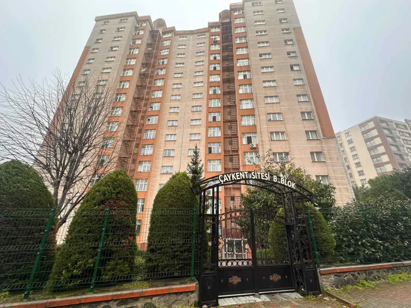 BEYLİKDÜZÜ ÇAYKENT SİTESİ SATILIK 3+1 DAİRE - REMAX KAYA