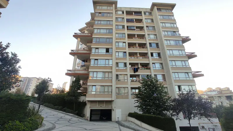 ESENYURT PİRİREİS’TE METROBÜSE YÜRÜME MESAFESİ | EŞYALI | GENİŞ BALKONLU 1+1 KİRALIK