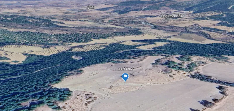 KINIK'TA 14500 M2 VERİMLİ TOPRAK YOLA 14 MT CEPHELİFIRSAT FİYATA TARLA 3