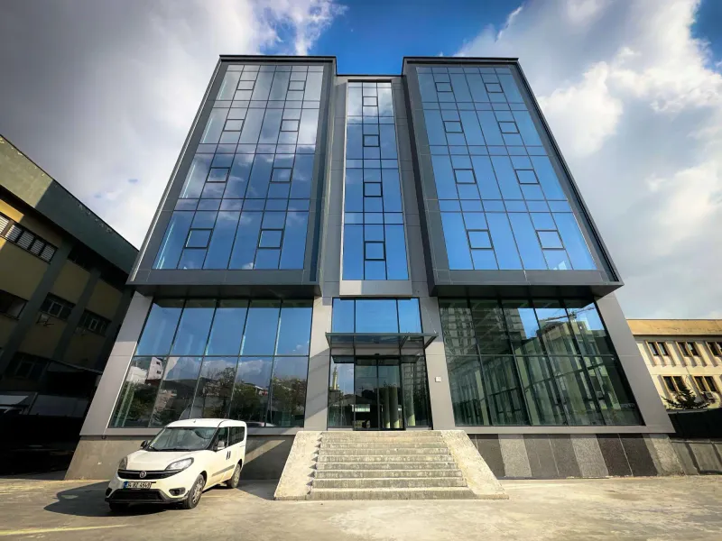 REMAX EBRU'DAN BASINEKSPRESE PARALEL İSKANLI EMSALSİZ BİNA