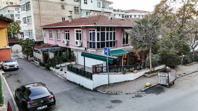 Bostancı Merkezde Yatırımlık Komple Satılık Bina 2
