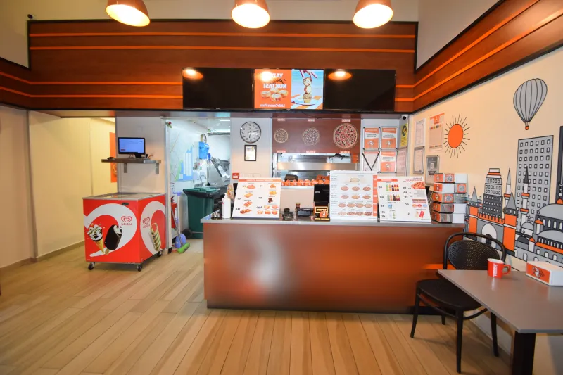 Maltepe İdealtepe'de Ünlü Pizza Markası Devren Kiralık Dükkan 3